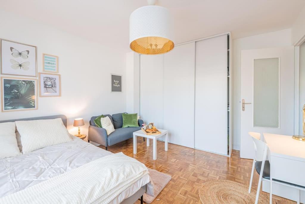 Suresnes : Appart Cosy Au Pied De Paris La Defenseアパートメント エクステリア 写真